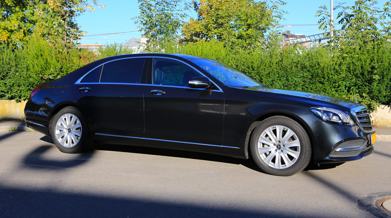 Limousine Mercedes Classe S 500 extérieur