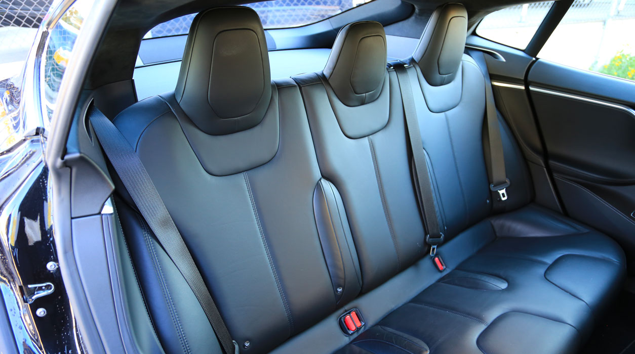 Taxi Testla Model S intérieur